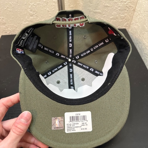 New With Tags Unisex Ultra Game Chicago Bulls Snapback Hat - Picture 6 of 8